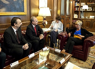 Incontro tra ministri della Difesa a Roma