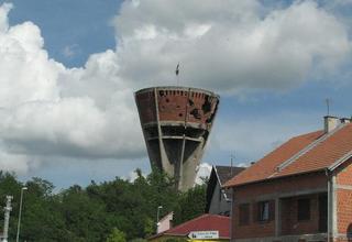 La torre di Vukovar colpita durante l'operazione Tempesta